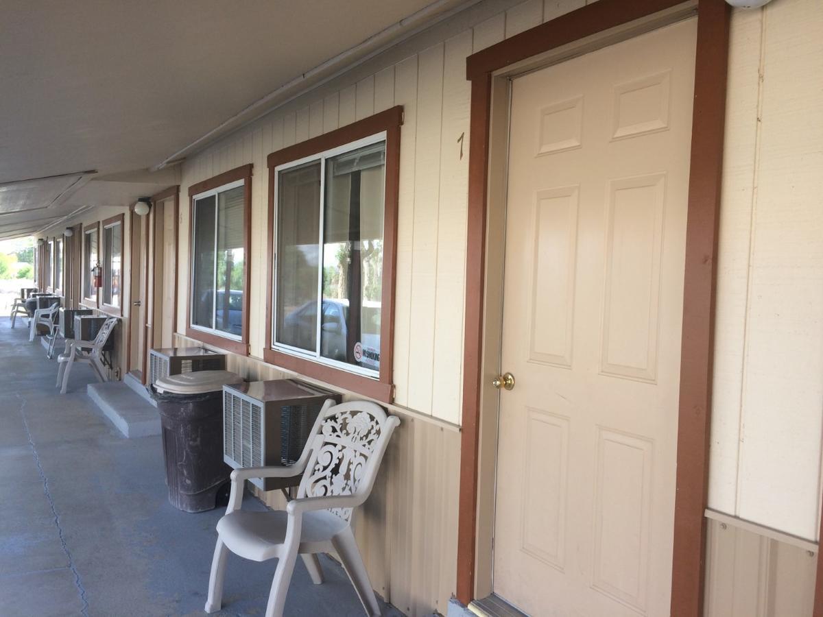 Crimson Hills Motel Parowan Eksteriør bilde