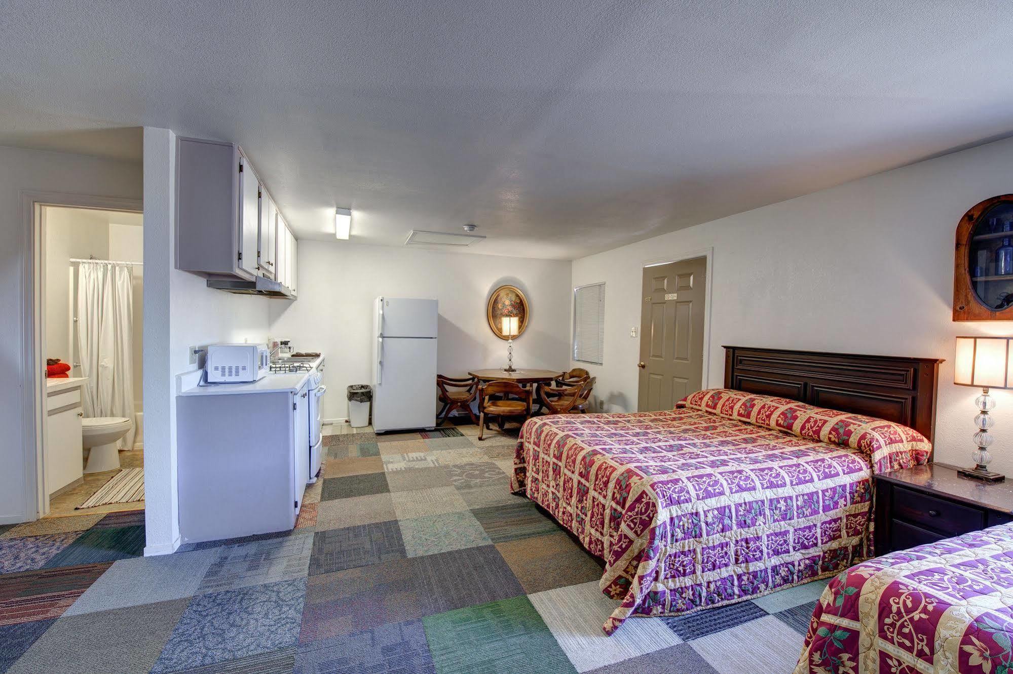 Crimson Hills Motel Parowan Eksteriør bilde